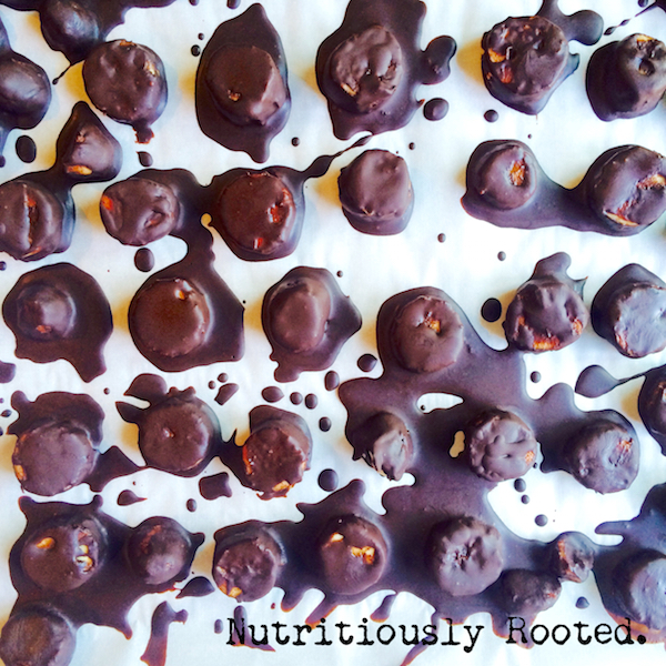 Dark Chocolate Covered Frozen Bananas - Nutritiously Rooted